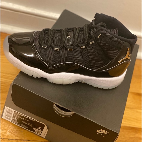 Jordan 11 Jubilee - Picture 2 of 2